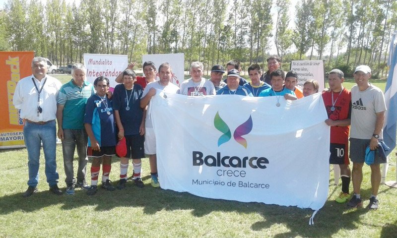 Balcarceños lograron medallas en el Mundialito de General Roca 