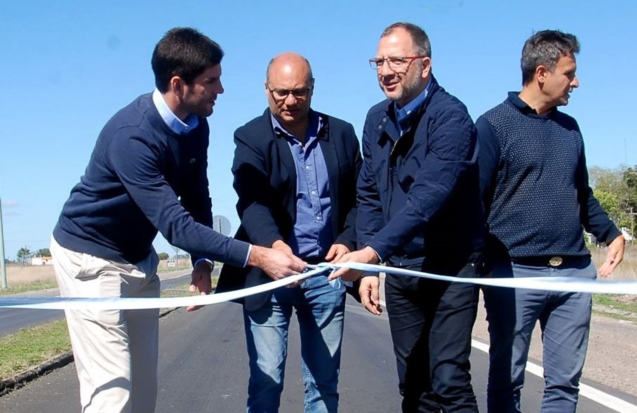 Reino participó de la inauguración de tramo  de la ruta 29 entre Ayacucho y la ruta 226