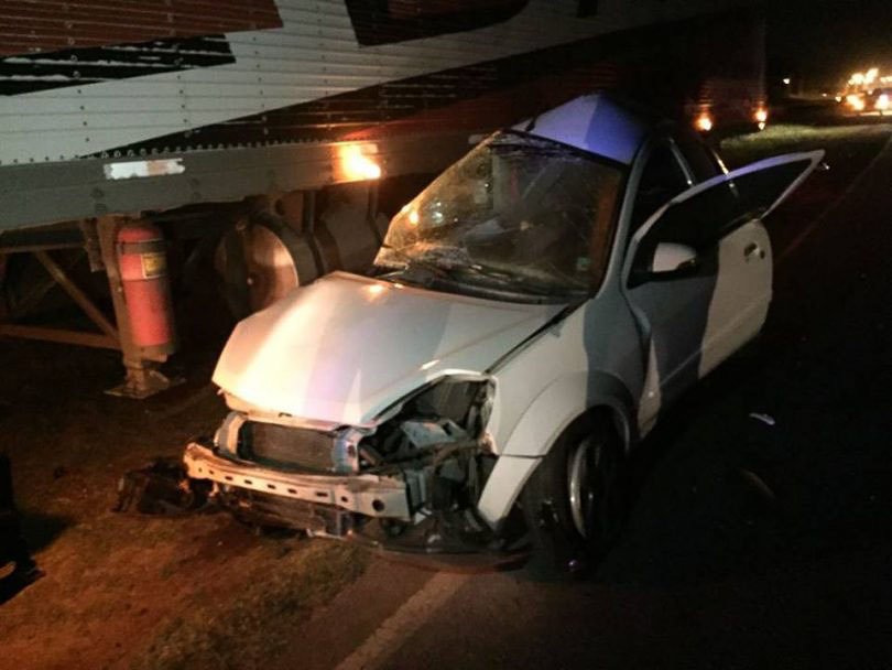 Una mujer murió y su acompañante sigue grave tras un tremendo choque