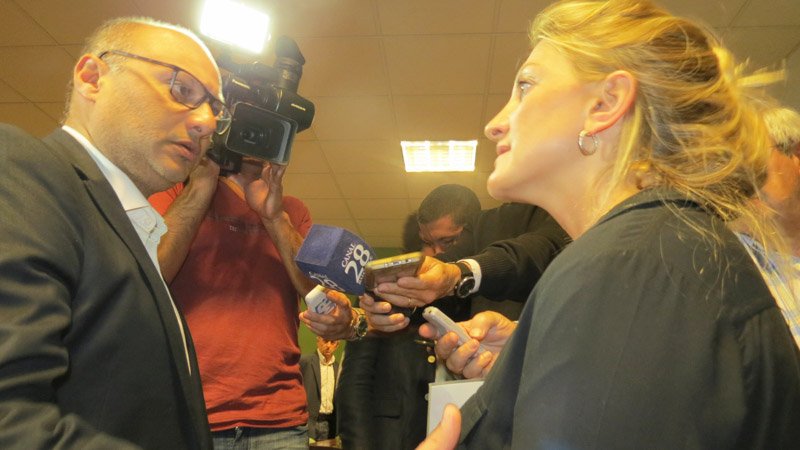 Verónica Borelli: "Lo único que le pido es que se comprometa ante todos acá, a hacer algo" 