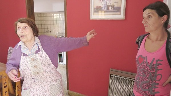 Encapuchado sorprendió en pleno descanso a una abuela de 91 años y le robó dinero
