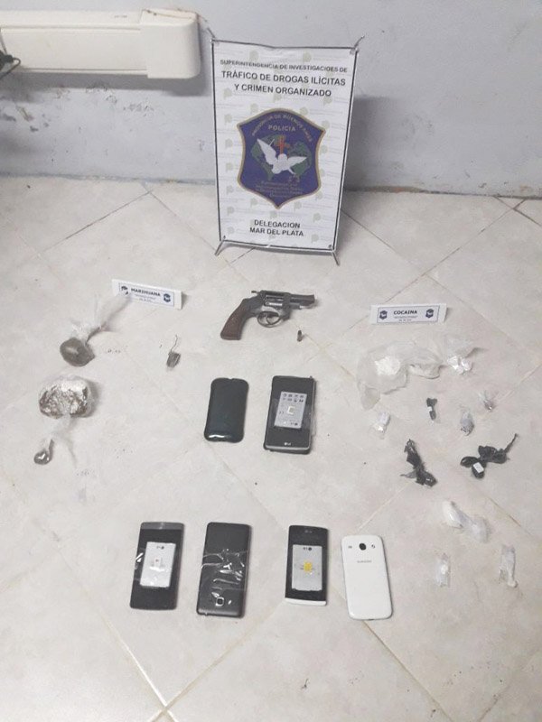 Desbaratan «quiosco» de venta de drogas