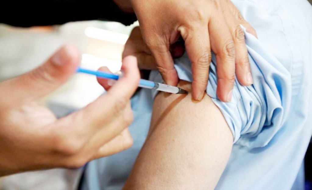 Ya hay vacunas antigripales del  PAMI disponibles en las farmacias