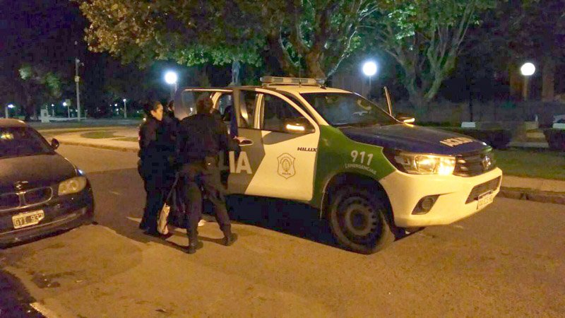 La Policía intervino  en gresca callejera