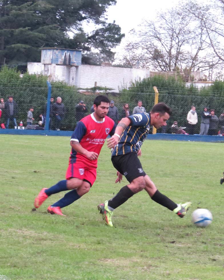 Los Pinos lo ganó en el final