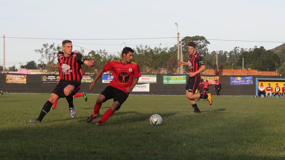Estudiantes y San Manuel empataron sin goles 