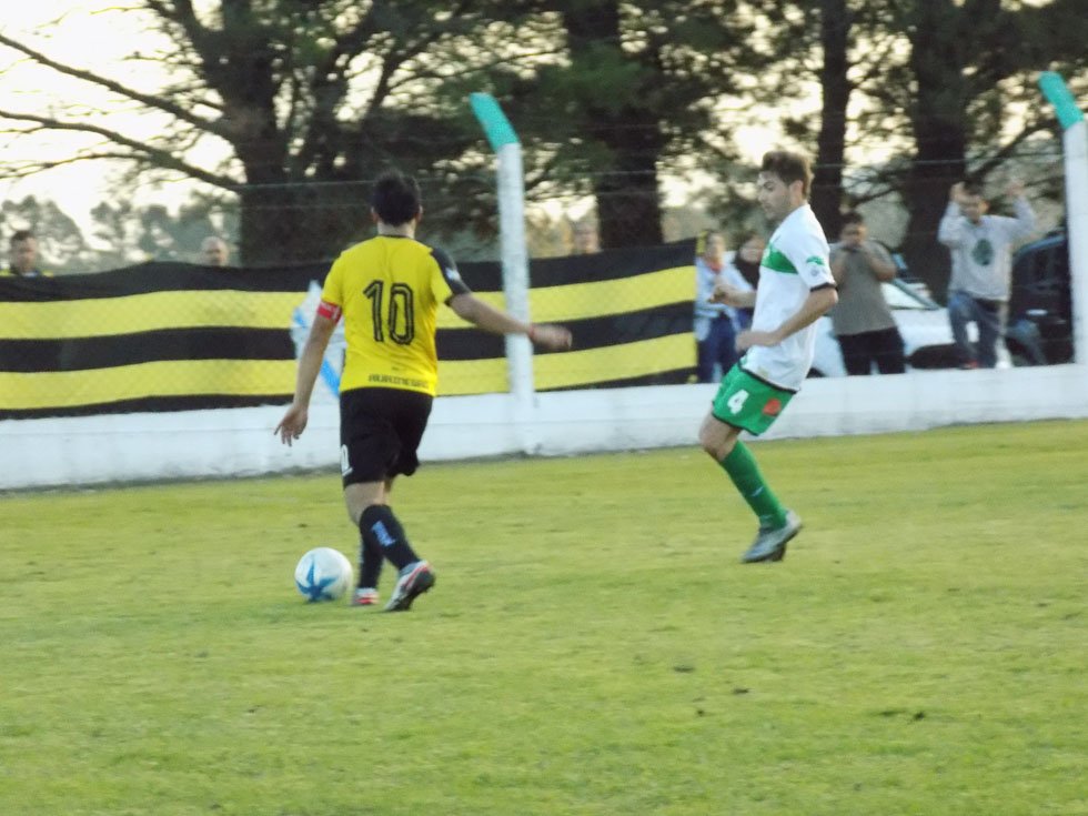 Agónico triunfo de Sportivo Trabajo
