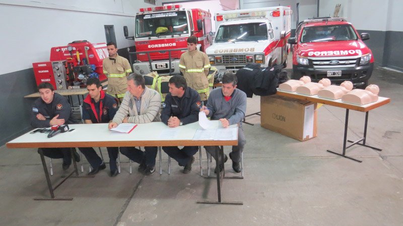 Bomberos presentaron equipos de última  generación recientemente incorporados 