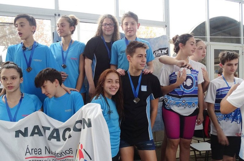 Racing Club marcha segundo en la Liga de Natación 