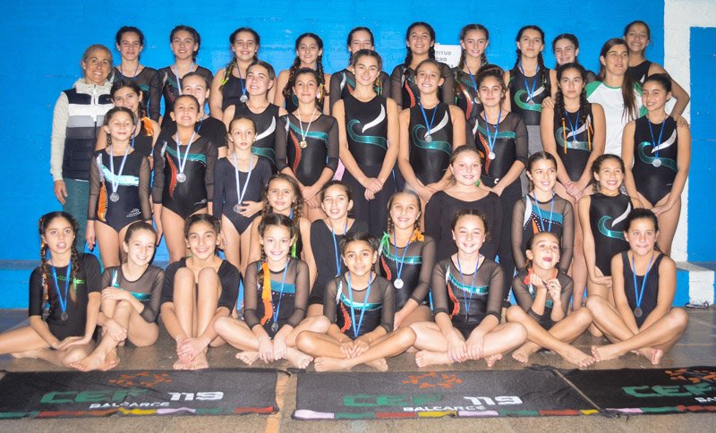 Alumnas del CEF Nº 119 compitieron en Ayacucho 