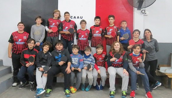 Tenis de Mesa, una pasión de grandes y chicos 