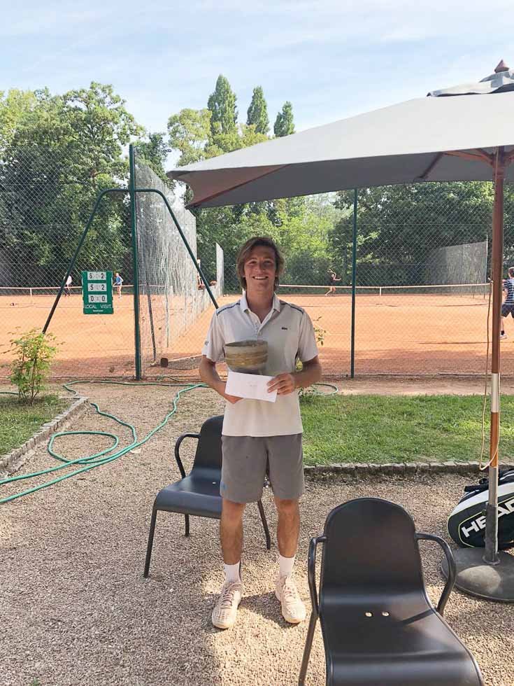 Felipe Vilicich campeón en Francia 