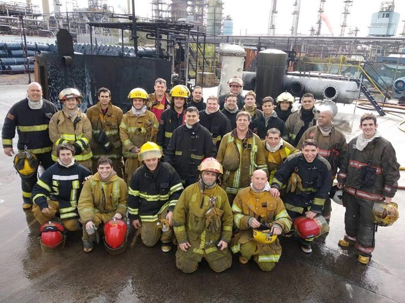 Bomberos se capacitaron en el combate de incendios de líquidos inflamables