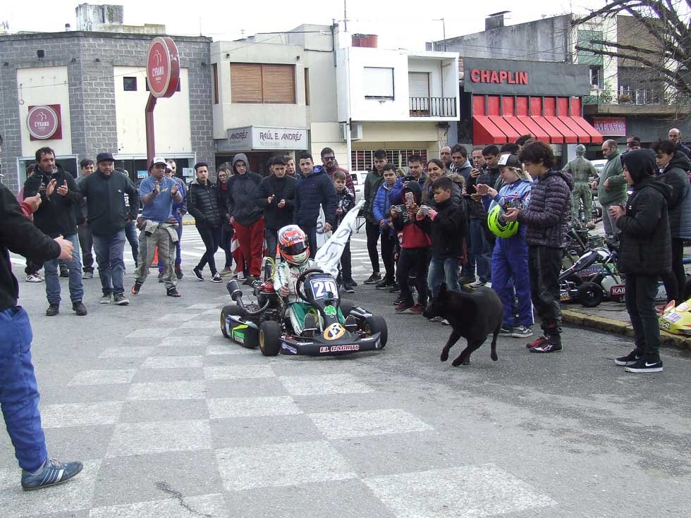 El Karting Regional se unió para ayudar a Matías Lencina 