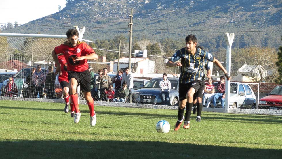 Estudiantes logró su primera victoria 