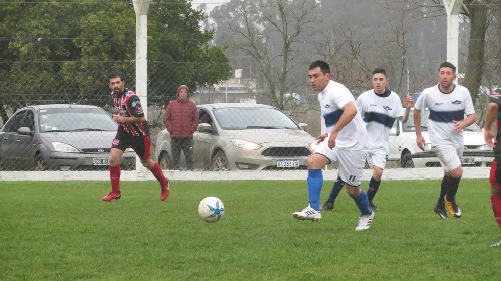 Empate entre Amigos Unidos y El Riojano 