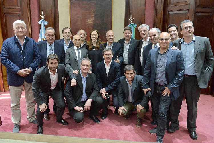 Reino: "Se vienen momentos duros por lo que  habrá una mayor necesidad de contención social"