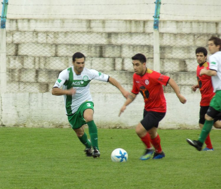 FC Agrarias sufrió pero se llevó el triunfo