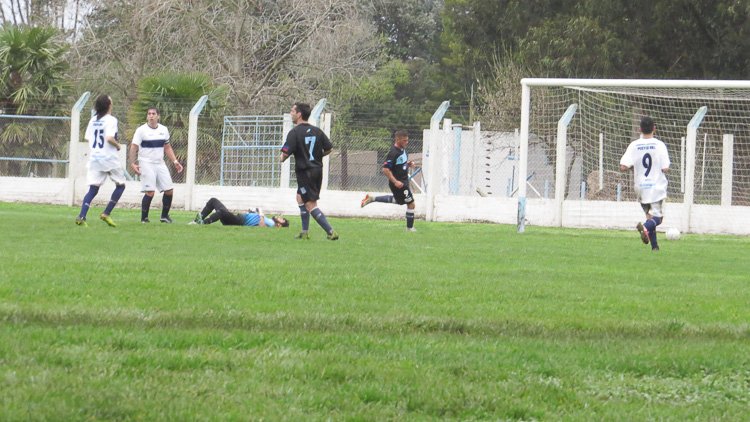 Lluvia de goles en el "Juan Carlos Gentile" 