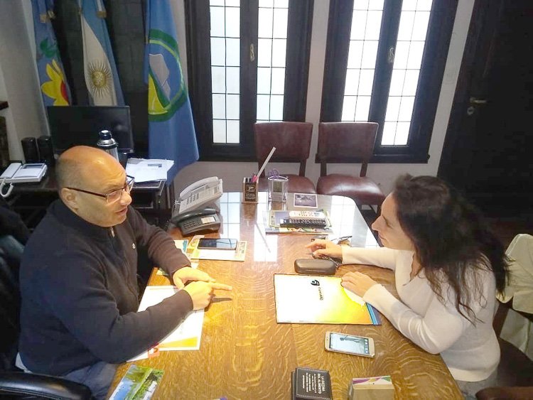 Fernanda Ruzza se reunió con Reino