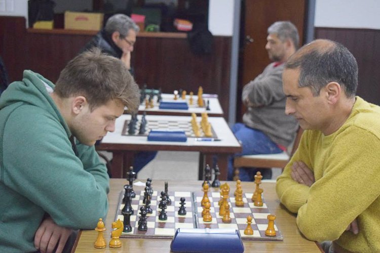 Comenzó un nuevo torneo de ajedrez 