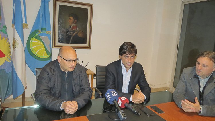 Lacunza en Balcarce: «Todas las  obras comprometidas van a seguir»