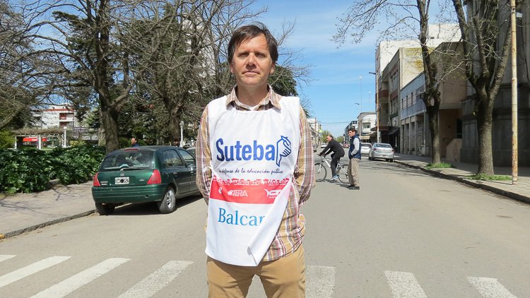 El SUTEBA denunciará a Jefatura Distrital por  «persecución política» a docentes de la EES Nº 502