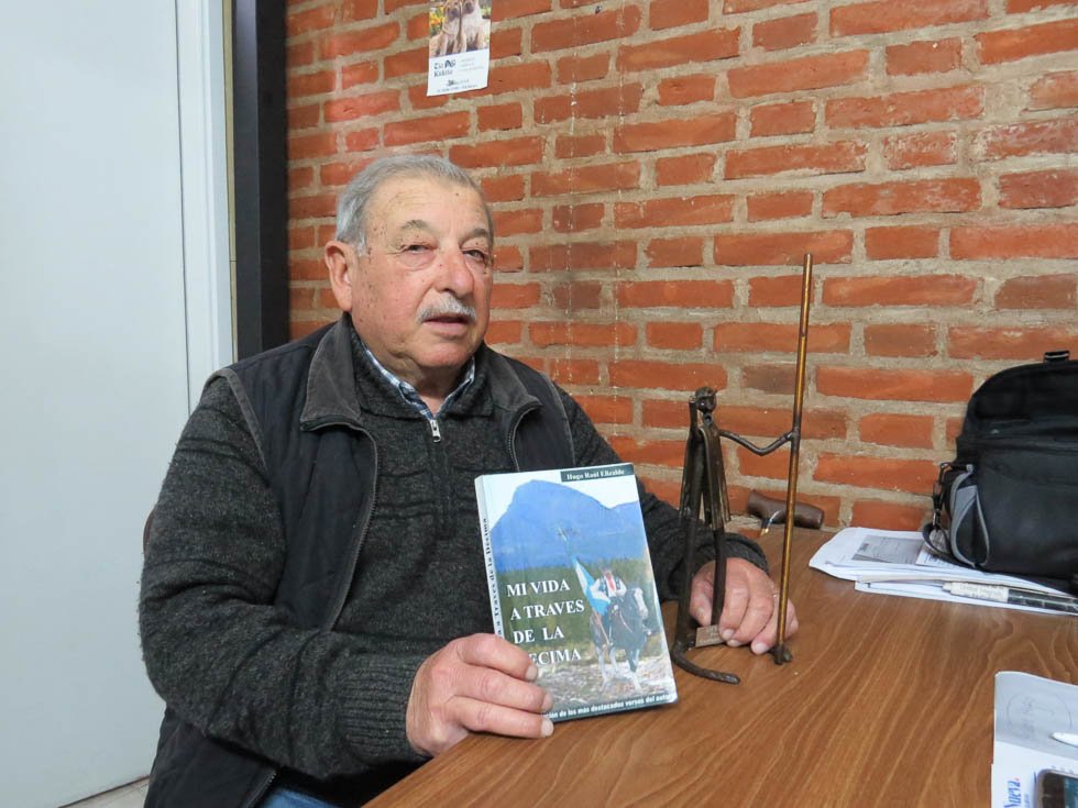 Hugo Elizalde mantiene encendida la llama de la tradición