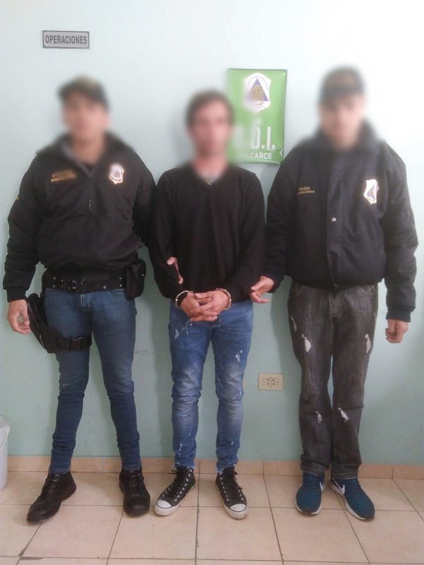 Cae joven con frondoso prontuario  acusado de robar en un comercio