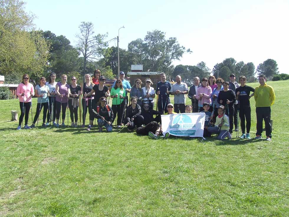 La marcha nórdica llegó a Balcarce para quedarse
