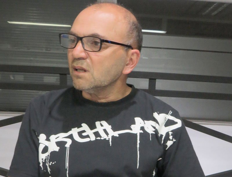 Directivo presumariado presentó  una denuncia por "Daño y perjuicio"