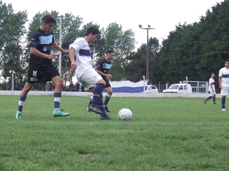 Racing Club vapuleó a El Riojano