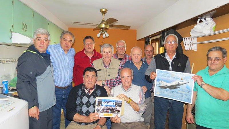 Malvinas; dos islas, una guerra, mil recuerdos