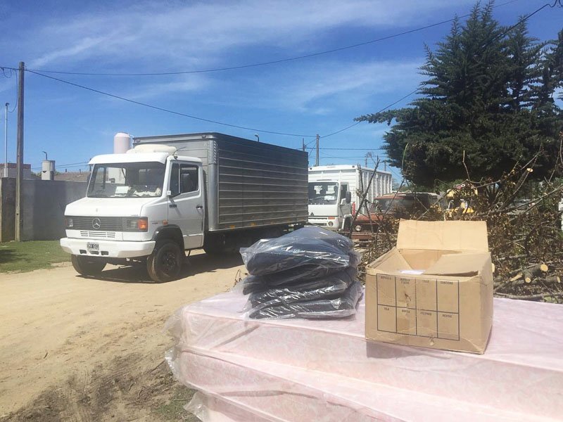 Veinte familias recibieron  materiales de "Ayudas urgentes"
