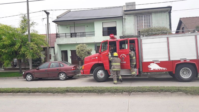 Susto por un principio de incendio en departamento