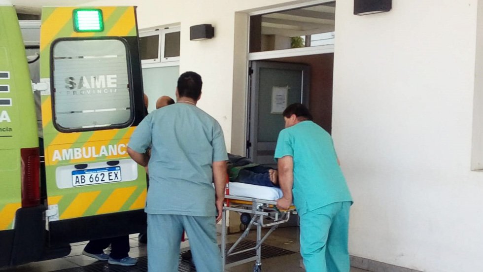 Grave lesión sufrió un cosechero al caer y golpear con su cabeza