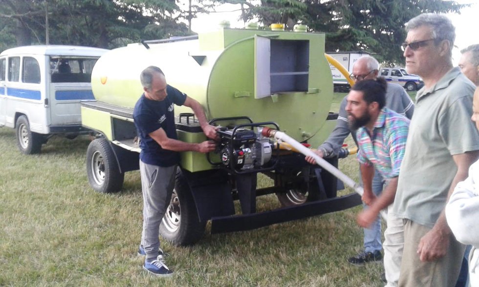 Vecinos de Villa «Laguna Brava» se  capacitan para actuar en la emergencia