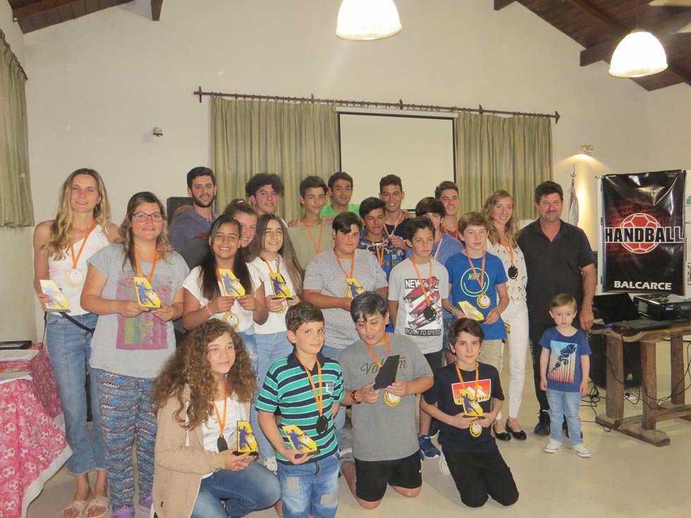 Handball: cierre de actividades de la Escuela Municipal 