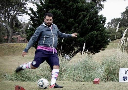 «Muchos lo definen como la pasión del  fútbol con la precisión del golf»