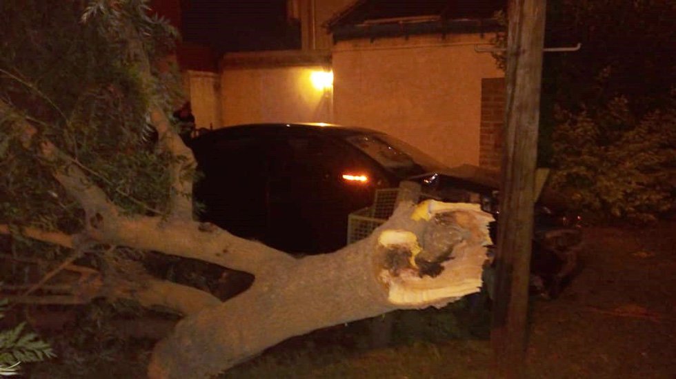 Violento accidente: un joven herido