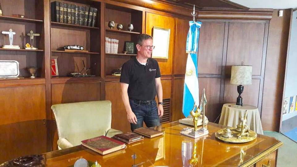 Visita del presidente de  Mercedes Benz Argentina