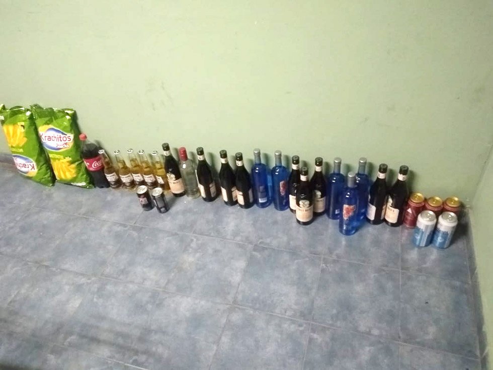 Apresan a menores que robaron bebidas de un depósito