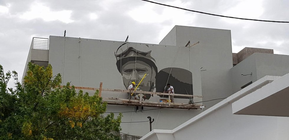 De la mano de Nicolás Lahitte,  Fangio tendrá el mural «más grande»