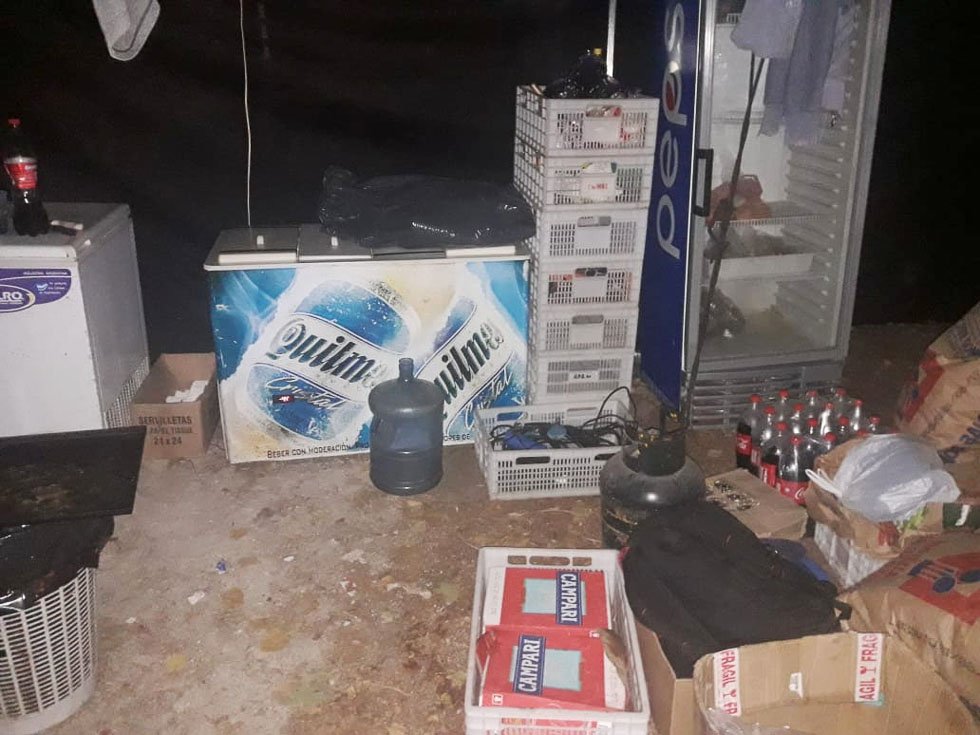 Aprehenden a sujetos que  robaron bebidas en la FNA