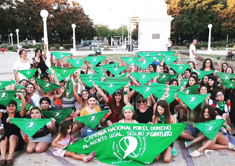 Pañuelazo en la plaza Libertad
