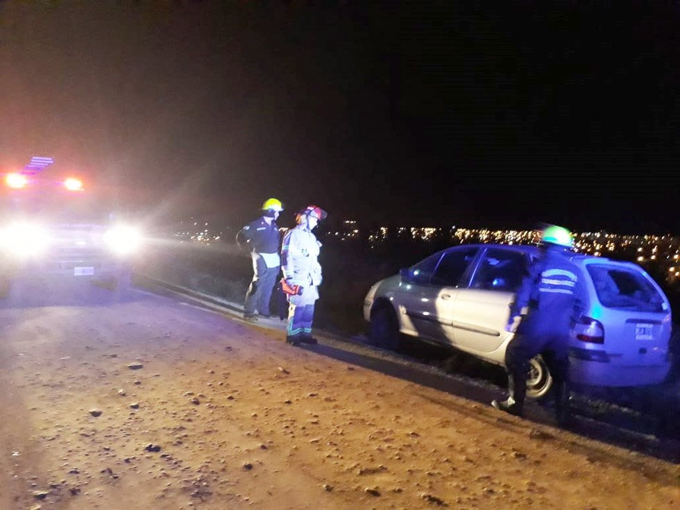 Médico, alcoholizado, agredió a un efectivo policial e insultó a bomberos
