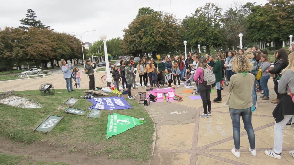 Se realizó una actividad reflexiva en conmemoración del «Día de la Mujer»