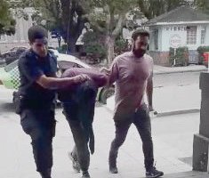 Amenazó con prender fuego a su ex pareja e hijos  y causó destrozos en su vivienda: terminó preso