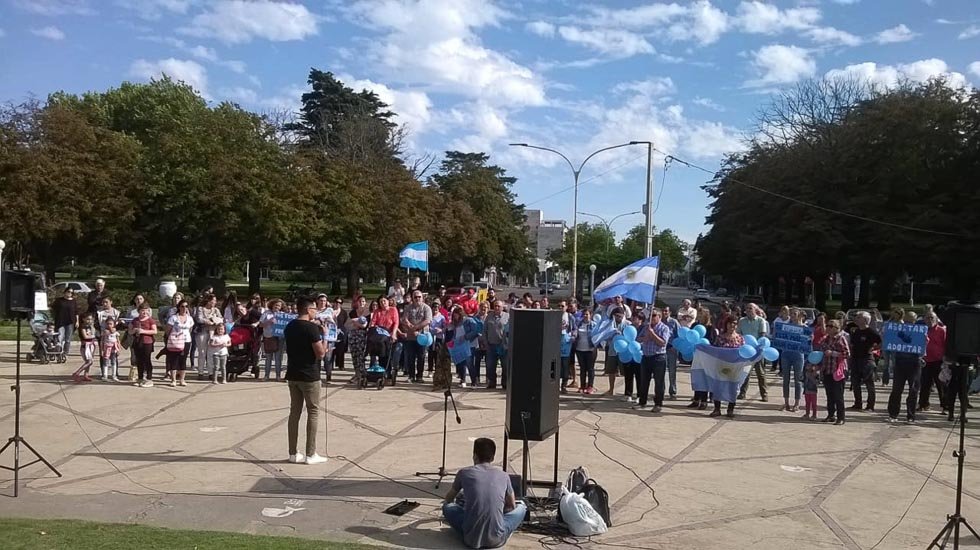 "Si una ley permite que se mate al más  débil no somos diferentes a los genocidas"