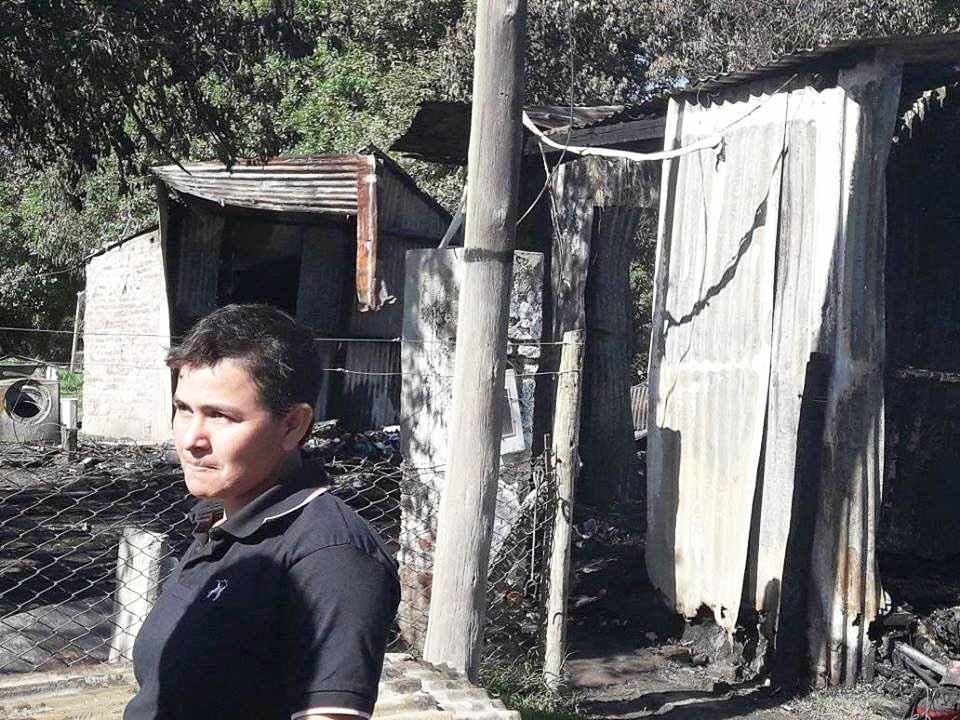 Solidaridad para una familia que perdió todo